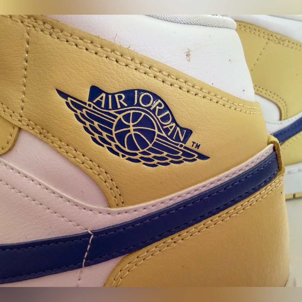 Nike Air Jordan 1 Mid, Lemon Wash - Picture 7 of 8